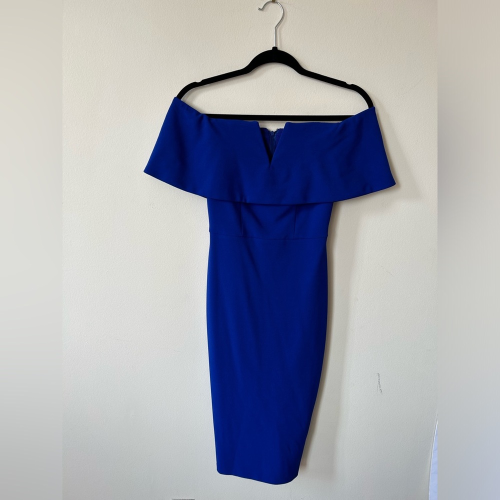 NWT - le château XXS formal blue dress